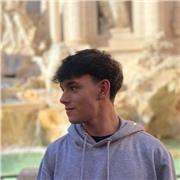 Estudiante de 2° de bachillerato con media de 9 en matemáticas con ganas de enseñar